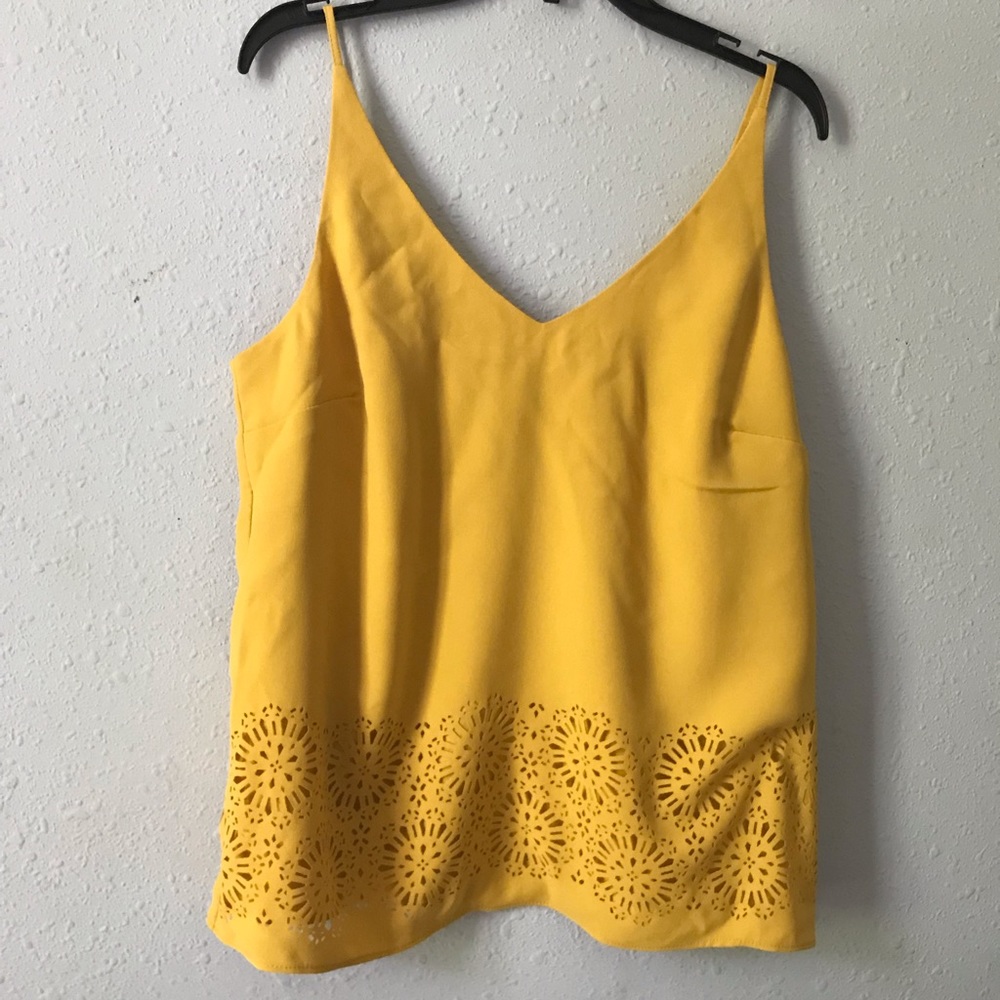 Yellow tank lasercut flower bottom mustard